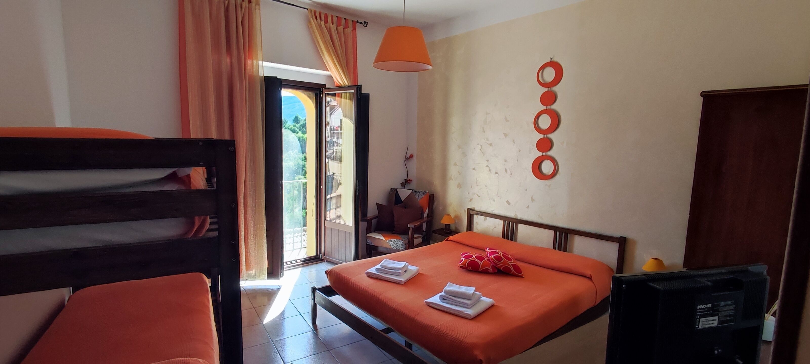 \"Al Cuore del Borgo\" Cozy Holiday Home in the heart of Castelmezzano