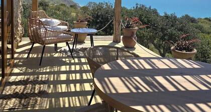 TendĂč Punta Bianca Glamping Camp