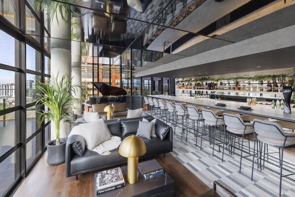 Bar (on property) - Veriu Collingwood (Collingwood)