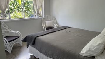 2 bedrooms, bed sheets