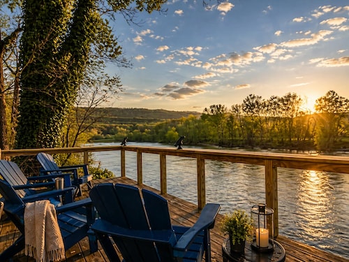 Beautiful Secluded riverfront home with double decks Firepit, Hot Tub, Kayaks
