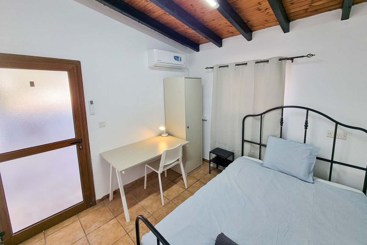 Basic Room