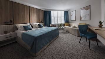 Deluxe Twin Room, 1 Bedroom | Premium bedding, down comforters, minibar, in-room safe