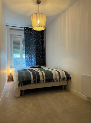 2 bedrooms