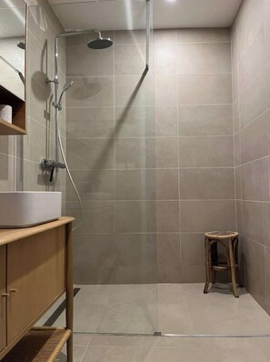 Dusche