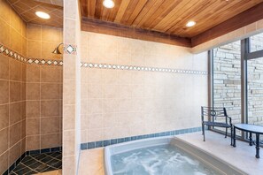 Casa de ciudad, 3 habitaciones | Spa