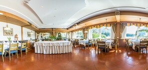 Desayuno bufé gratuito y diario