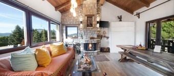 Villa Dianne Apt 2 Livadi Arachovas