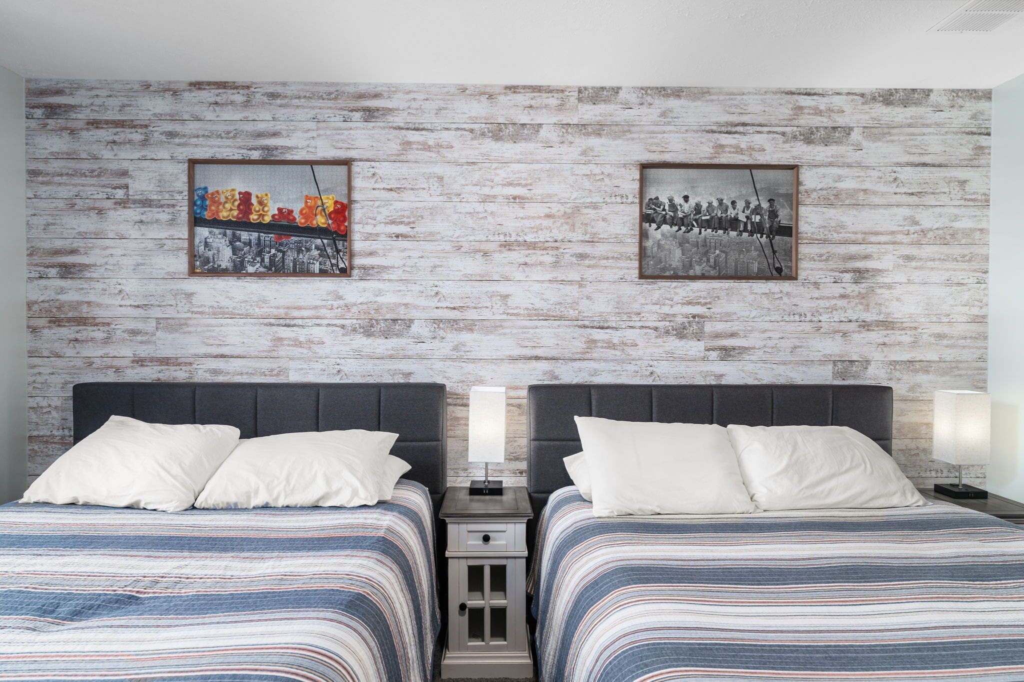 6 habitaciones, tabla de planchar con plancha y wifi gratis 