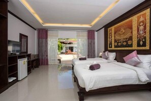 Villa Deluxe, 1 grand lit, vue parc, côté jardin