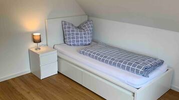 4 slaapkamers, een strijkplank/strijkijzer, gratis wifi