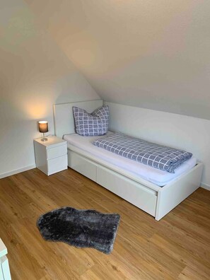 4 عدّة غرف نوم ومكواة/لوح كي وواي فاي مجانًا