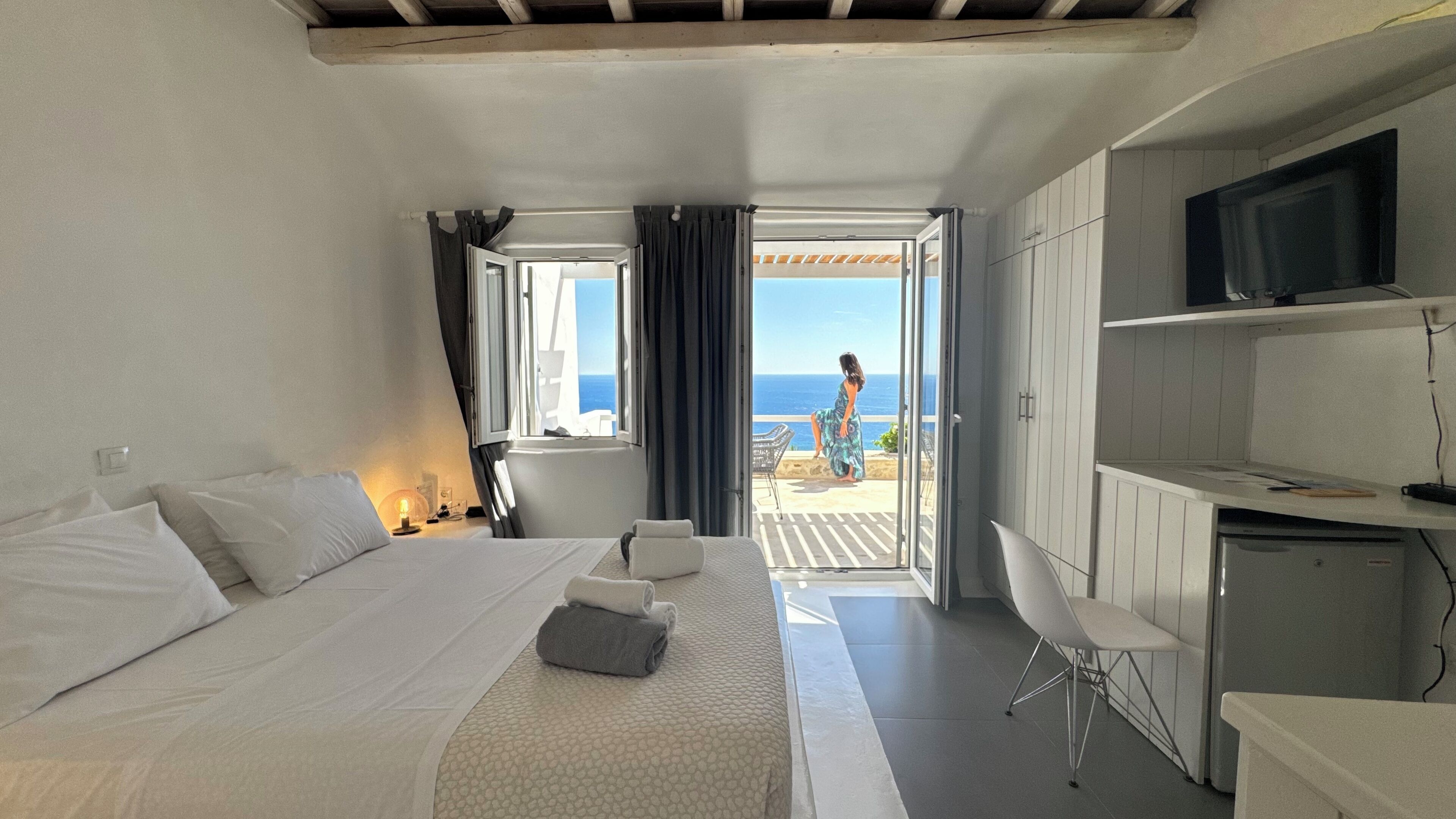 1 sovrum, värdeförvaringsskåp på rummet och strykjärn/strykbräda