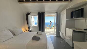 1 sovrum, värdeförvaringsskåp på rummet och strykjärn/strykbräda