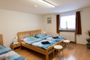 1 makuuhuone, vauvan matkasänky, Wi-Fi, vuodevaatteet