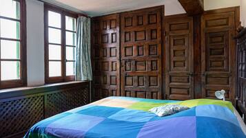 7 dormitorios, escritorio, tabla de planchar con plancha y wifi gratis