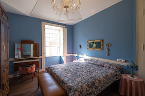 Dobbeltrom – deluxe | Strykejern/-brett, wi-fi (inkludert) og sengetøy