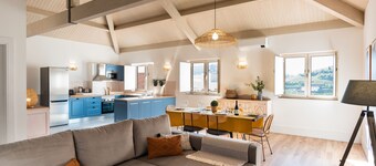 Feel Discovery Homes in Douro