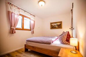 1 bedroom, in-room safe, soundproofing, travel cot