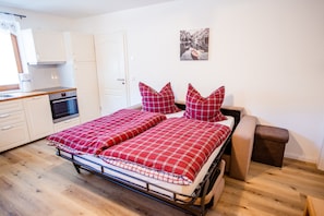 1 Schlafzimmer, Zimmersafe, Reisekinderbett, kostenloses WLAN