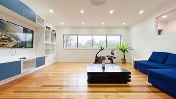 55-inch Smart TV with cable channels, TV