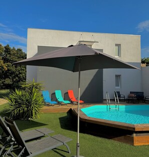 حمّام سباحة خارجي