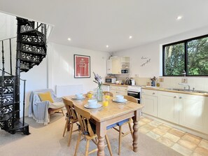 Micro-ondes, four, congélateur