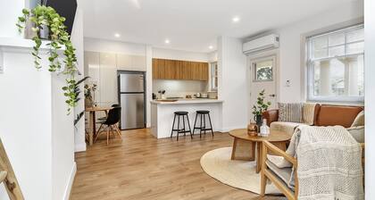 Glenelg Stay at The Bay