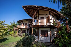 Minibar, safe på rommet, individuelt dekorert og individuelt innredet