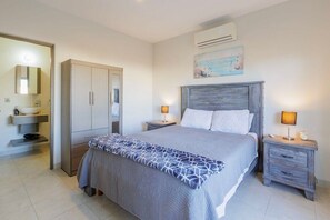 2 chambres, fer et planche à repasser, Wi-Fi, literie fournie