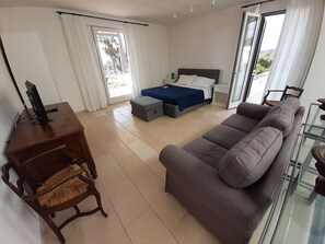 2 bedrooms, in-room safe, desk, WiFi - Luxury Premium Suite (Santa Maria di Leuca)