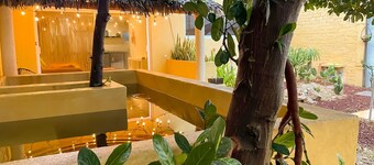 Casa completa con estacionamiento 