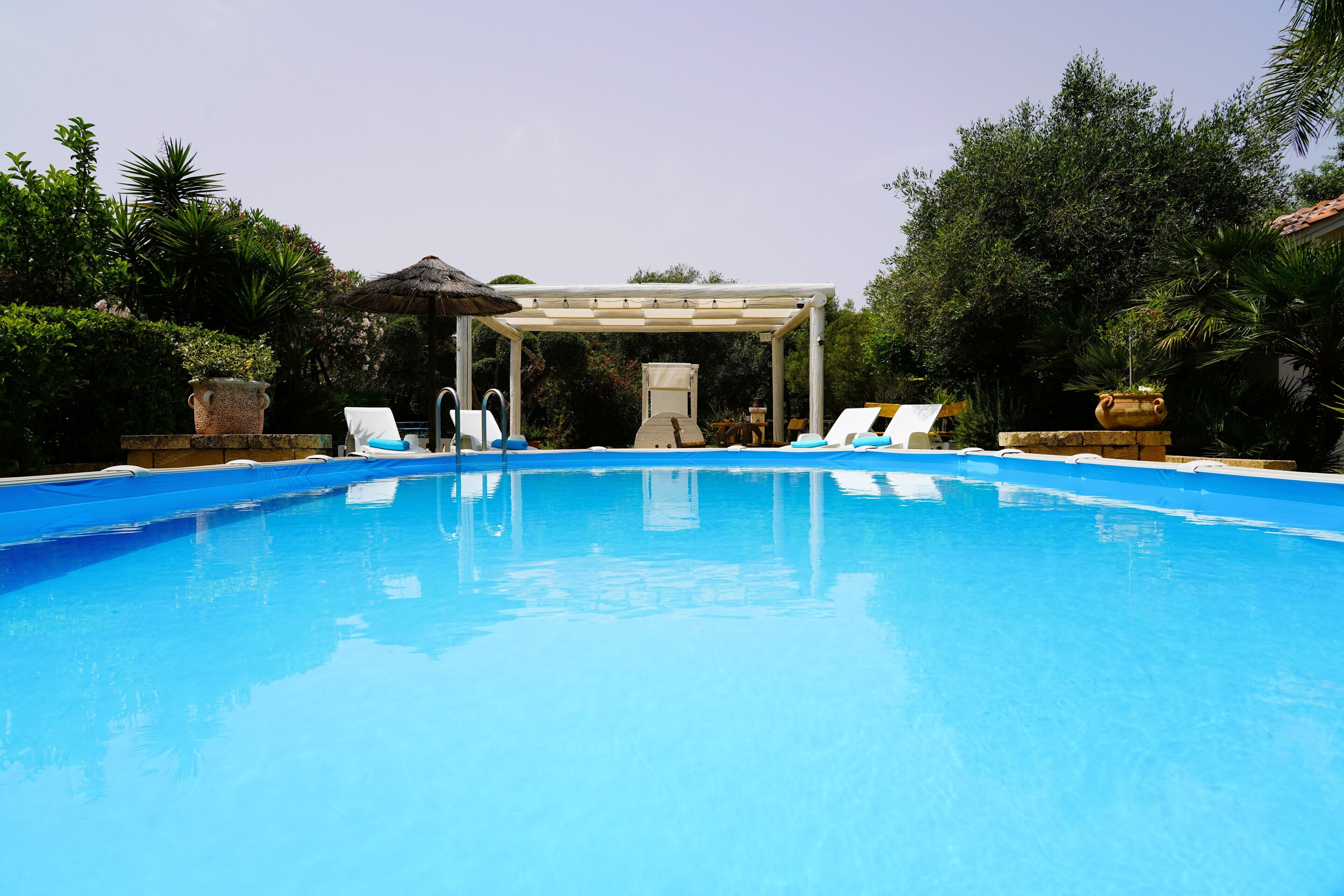 Piscina externa sazonal