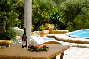 BBQ/picnic Area - Villa Chanel CONFORTEVOLE VILLA - Arcuève (Ostuni)