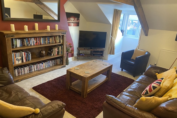 Smart-TV, videospill, DVD-spiller og bøker