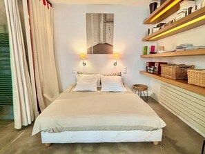 1 quarto, ferros/tábuas de passar roupa, Wi-Fi, roupa de cama