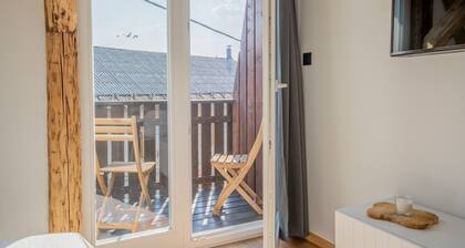 HIĆ A NA VOGALU (AP.4) Studio w/ balcony, near Bled