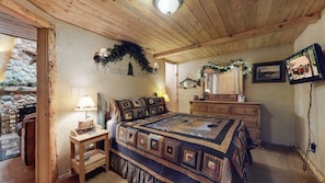 1 bedroom, bed sheets