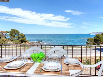 BT Apartments in Llanca