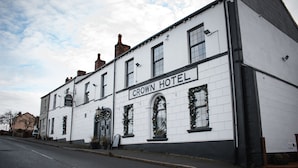Exterior - The Crown at Worthington (Wigan)