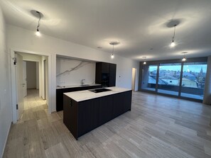 อพาร์ทเมนท์ | บริเวณนั่งเล่น | สมาร์ททีวี