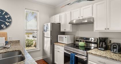 Freshly Painted -Saltwater Retreat! Close to Parris Island/Sands Beach!