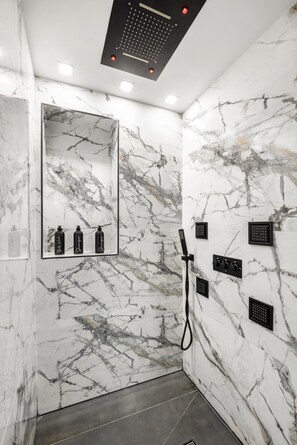 Interior - Luxury Downtown Mansion! Garage Parking! Roofdeck! (Philadelphia)