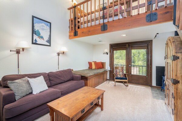 Manitou Lodge 6 Hotel Room By Alpine Lodging Telluride - Ouray, CO