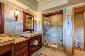 Townhome - 3 sovrum | Badrum | Handdukar