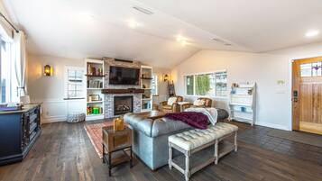 House, 2 Bedrooms | Interior