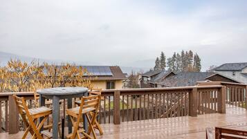 House, 2 Bedrooms | Property grounds