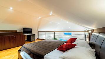 3 chambres, fer et planche à repasser, draps fournis