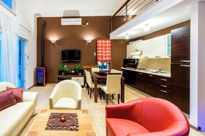 Unclassified image, 2 of 37, button