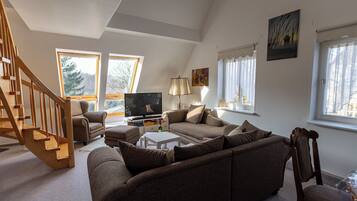 Smart TV, books, music library, stereo